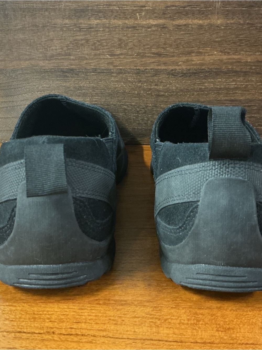 Keen Men Jasper Black Leather Slip On Loafer 1027881 Size 9.5 - Picture 3 of 8